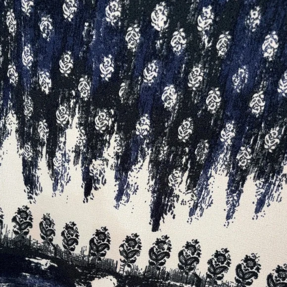 Wayf Elegant Blue and Black Dress - Picture 5 of 9